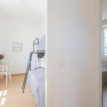 Apartamento Tina's Window On By Rent